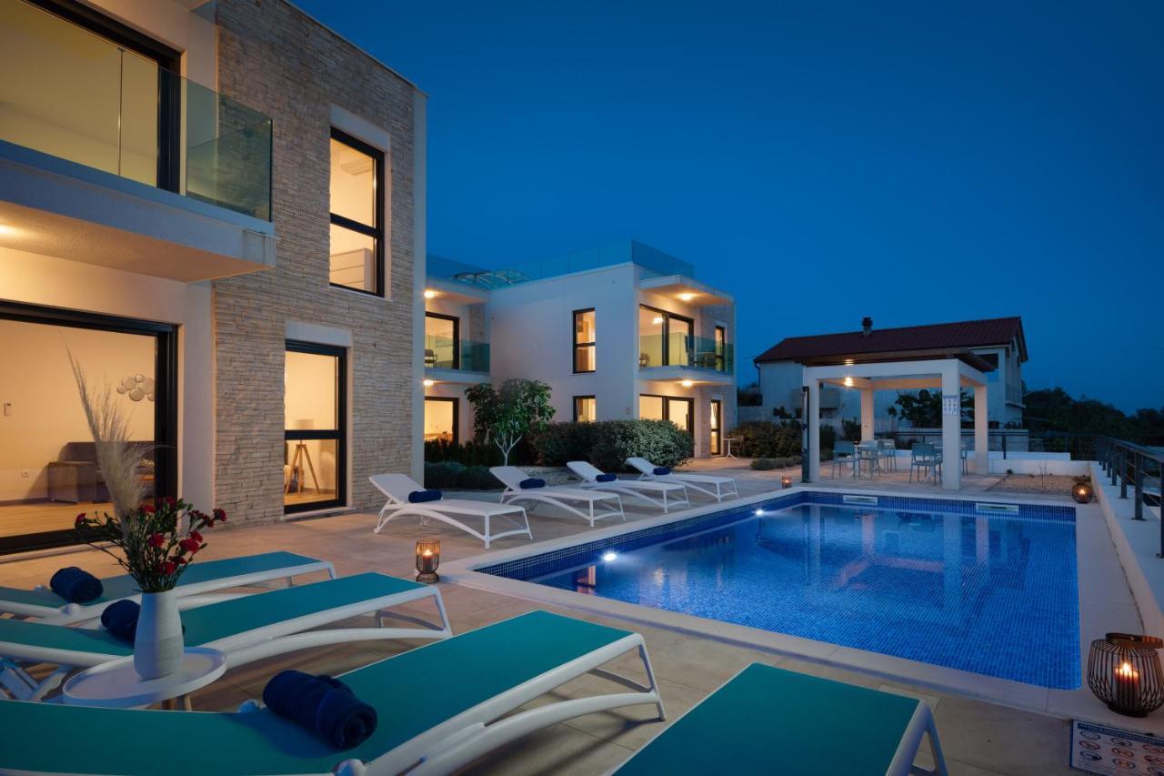 Sun Resort Apartments Zecevo Exterior photo